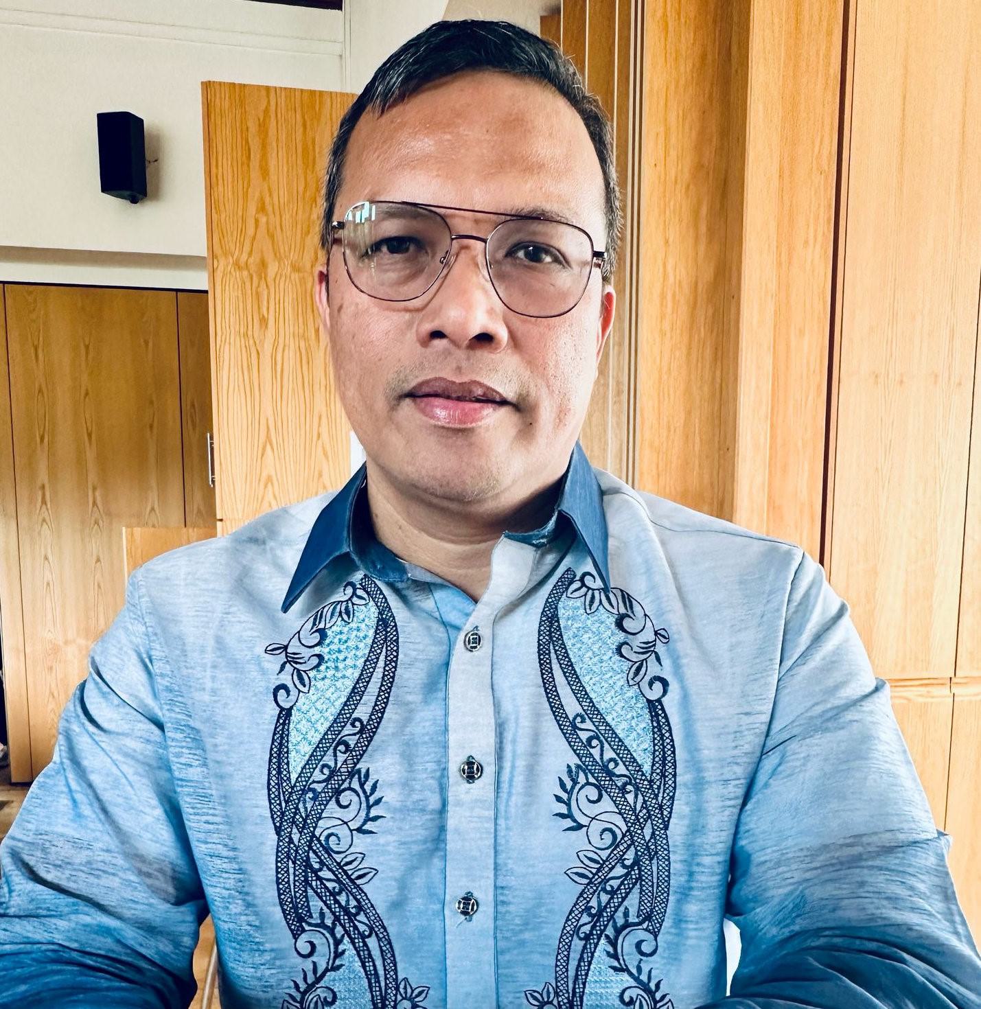 Menschenwürde und Kirche - Vortrag von  Prof. Dr. Dennis Solon