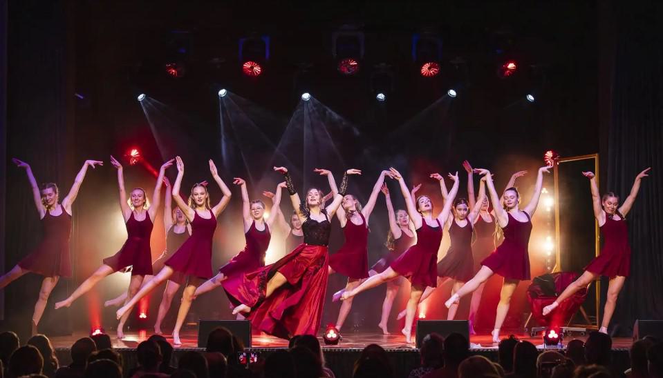 YourStory - Das Tanz- und Theaterprojekt